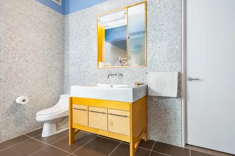 27-28 Thomson Avenue New York City NY 11101