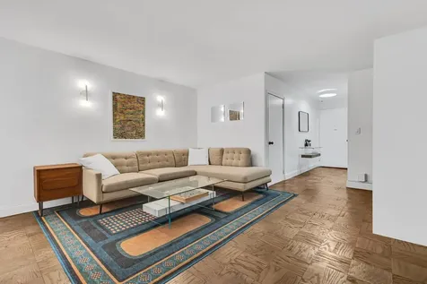 305 E 24th Street New York City NY 10010