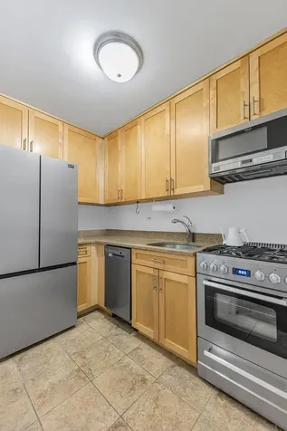 305 E 24th Street New York City NY 10010