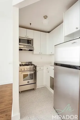 127 4th Avenue New York City NY 10003