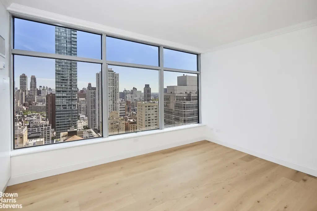 250 E 54th Street New York City NY 10022