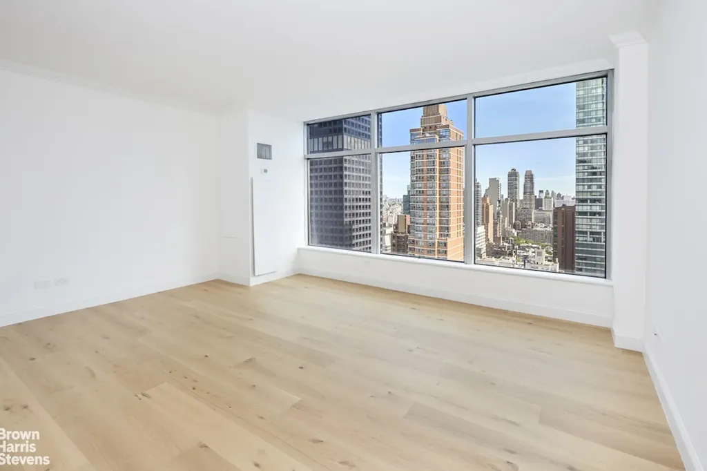 250 E 54th Street New York City NY 10022