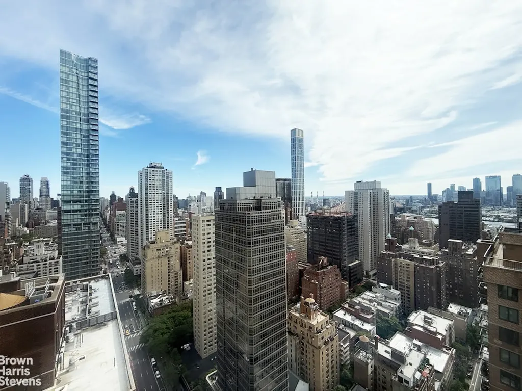 250 E 54th Street New York City NY 10022
