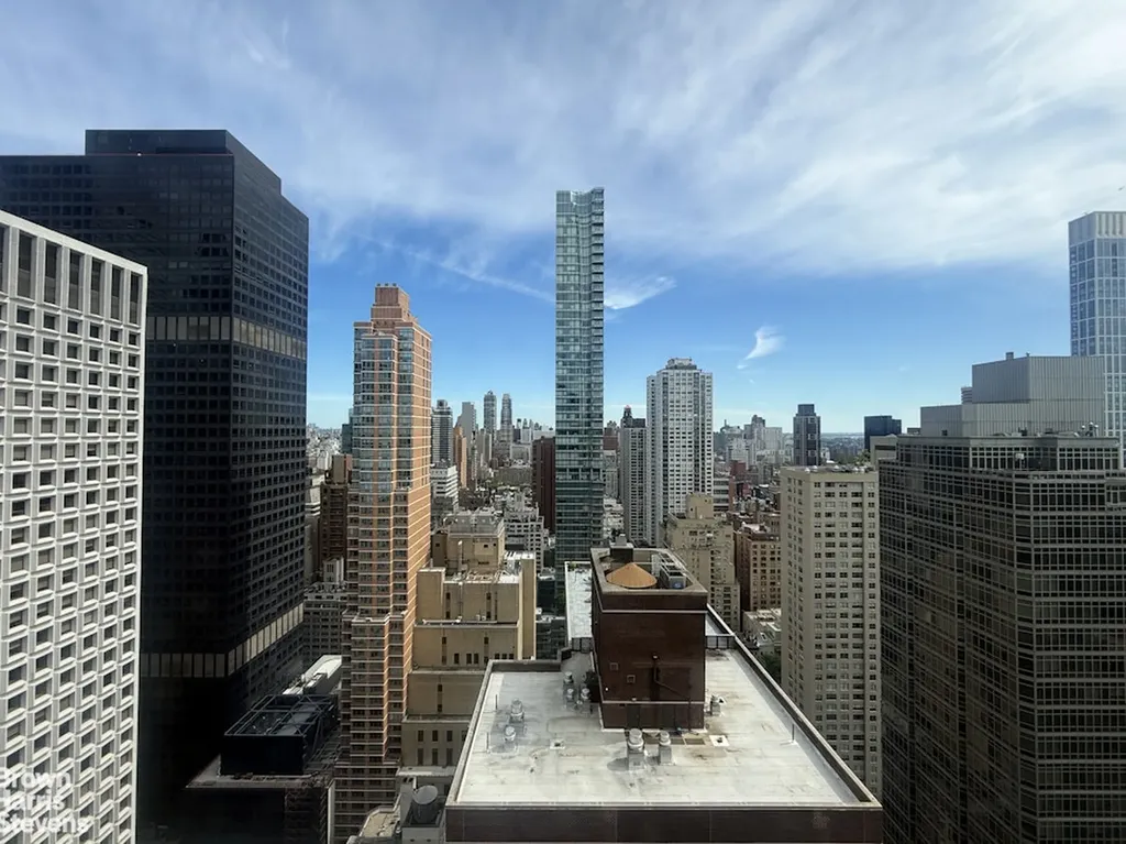 250 E 54th Street New York City NY 10022