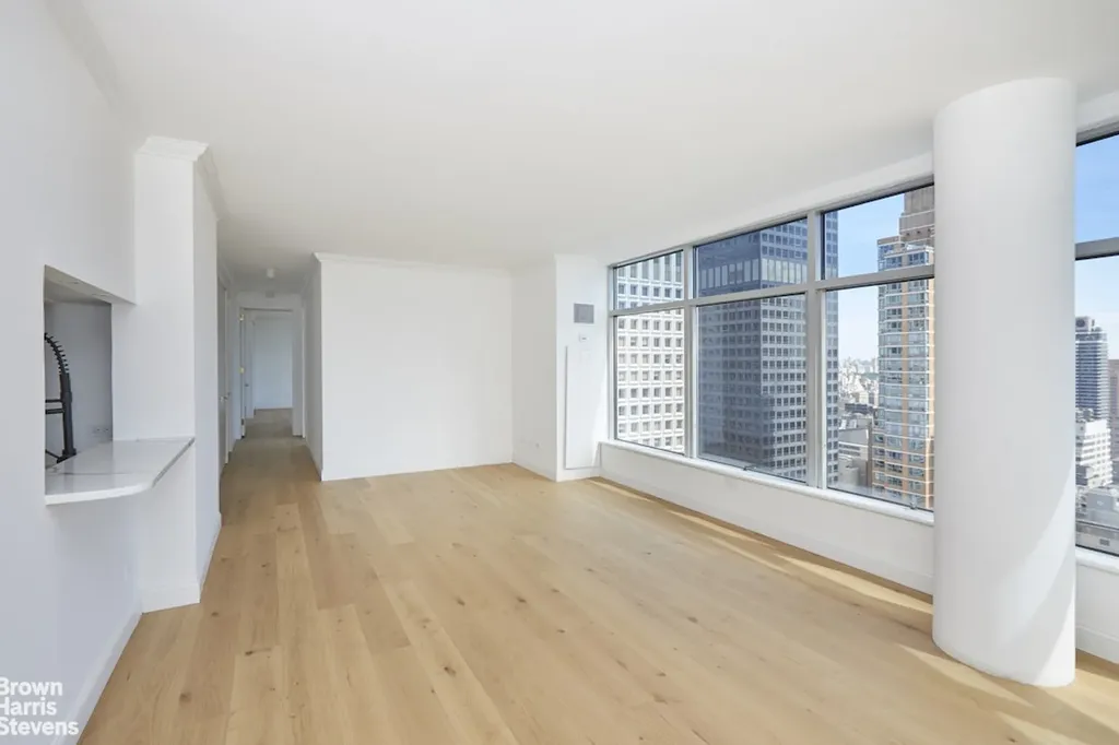 250 E 54th Street New York City NY 10022