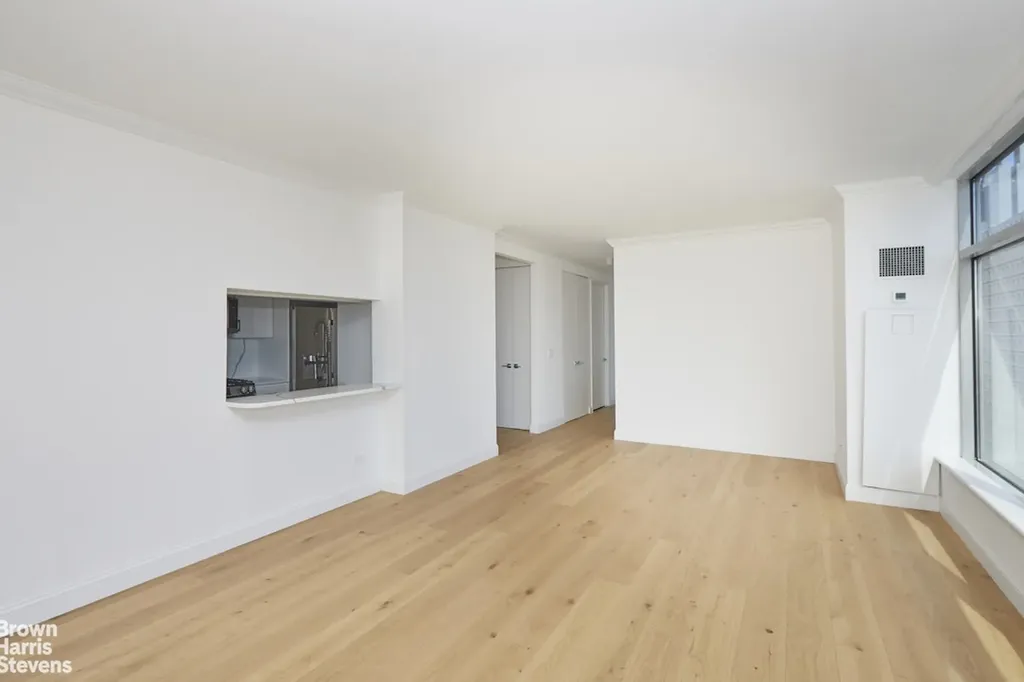 250 E 54th Street New York City NY 10022