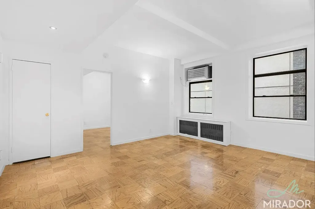 132 E 45th Street New York City NY 10017