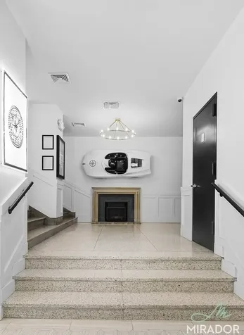 132 E 45th Street New York City NY 10017