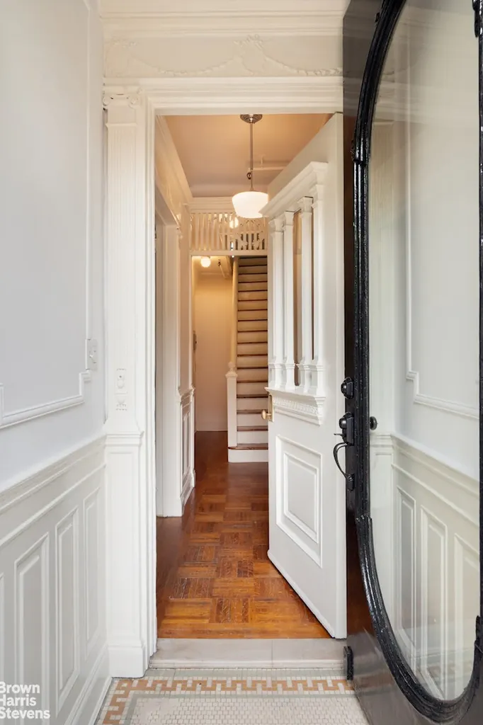 233 Decatur Street New York City NY 11233