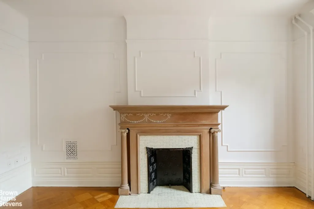 233 Decatur Street New York City NY 11233