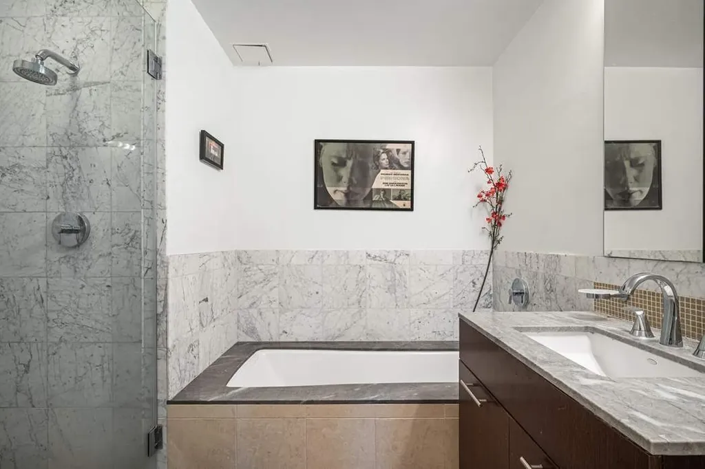 261 W 28th Street New York City NY 10001