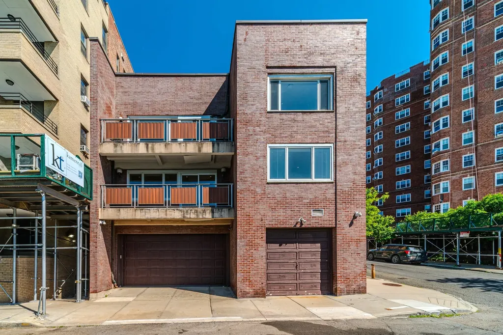 9 Chittenden Avenue New York City NY 10033