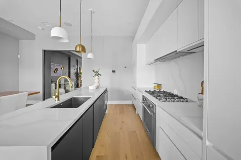614 Decatur Street New York City NY 11233