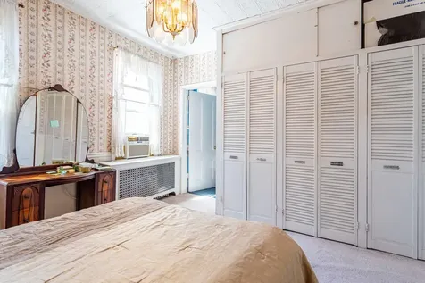 65-26 38th Avenue New York City NY 11377