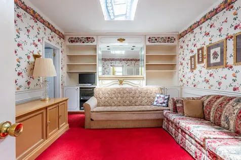 65-26 38th Avenue New York City NY 11377