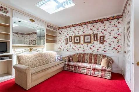 65-26 38th Avenue New York City NY 11377