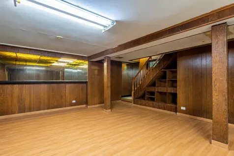65-26 38th Avenue New York City NY 11377