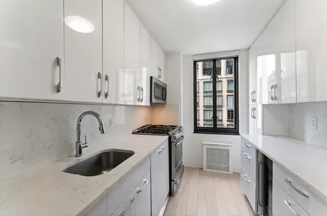 407 Park Avenue S New York City NY 10016