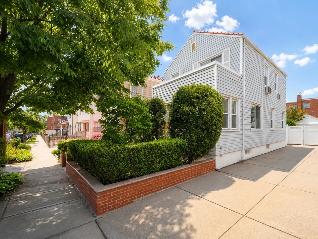 46-35 190th Street New York City NY 11358