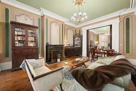 325 W 22nd Street New York City NY 10011