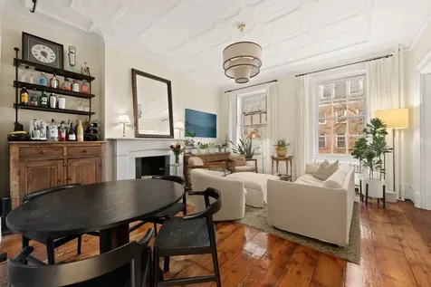 325 W 22nd Street New York City NY 10011