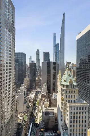 721 5th Avenue New York City NY 10022