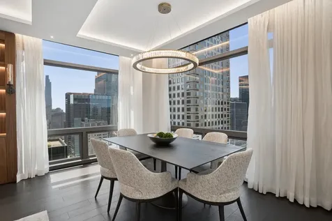 721 5th Avenue New York City NY 10022