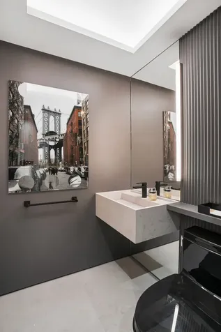 721 5th Avenue New York City NY 10022