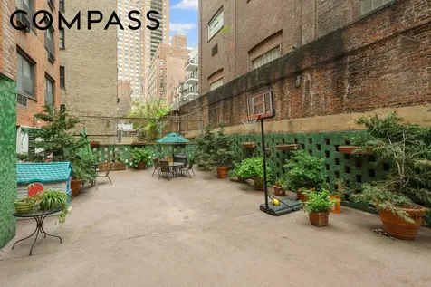 347 E 53rd Street New York City NY 10022
