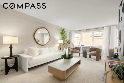 347 E 53rd Street New York City NY 10022