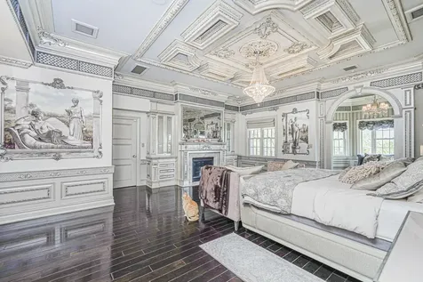 125 Benedict Road New York City NY 10304