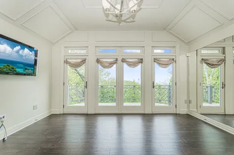 125 Benedict Road New York City NY 10304