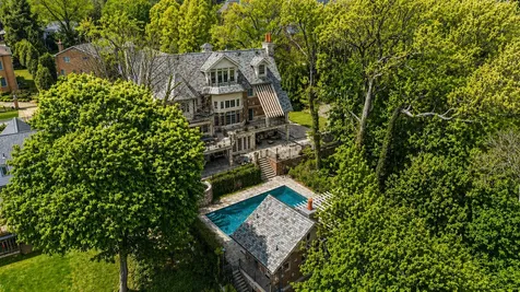 125 Benedict Road New York City NY 10304