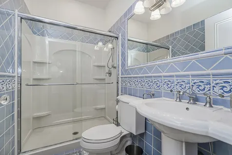 125 Benedict Road New York City NY 10304