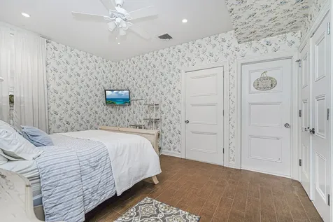 125 Benedict Road New York City NY 10304