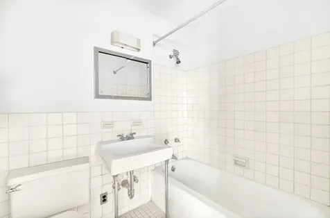 200 E 74th Street New York City NY 10021