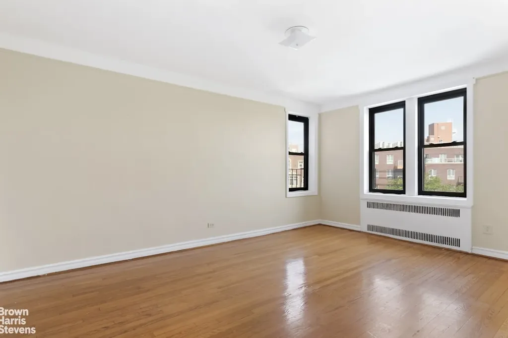 10 Ave P New York City NY 11204