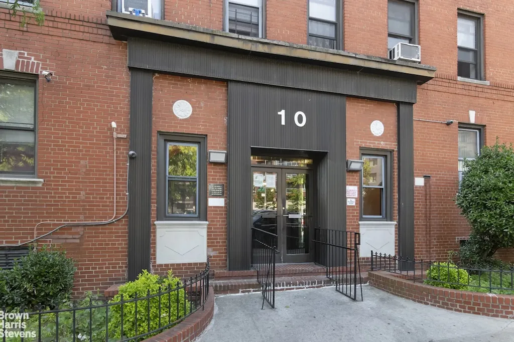 10 Ave P New York City NY 11204
