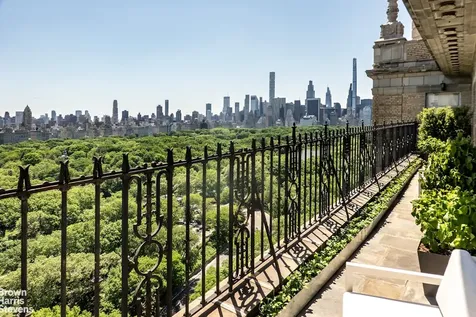 211 Central Park W New York City NY 10024