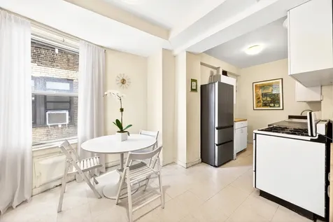 118 Riverside Drive New York City NY 10024