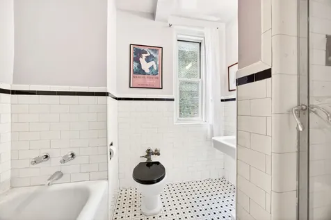 118 Riverside Drive New York City NY 10024