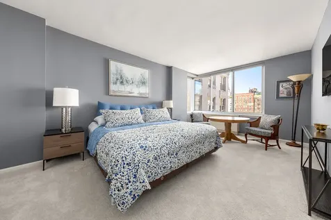 2250 Broadway New York City NY 10024