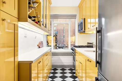 20 E 35th Street New York City NY 10016