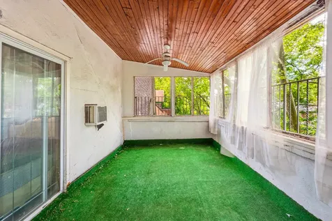 511 Argyle Road New York City NY 11218