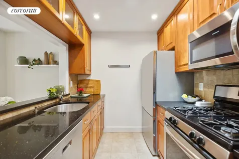 561 5th Street New York City NY 11215