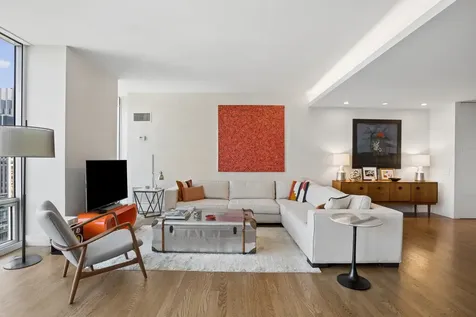 641 5th Avenue New York City NY 10022
