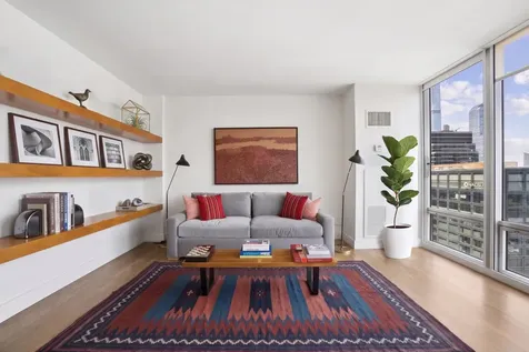 641 5th Avenue New York City NY 10022