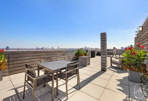 290 3rd Avenue New York City NY 10010