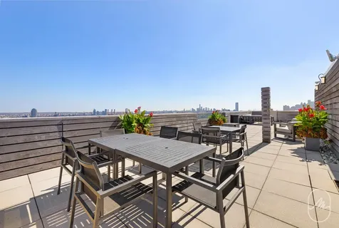 290 3rd Avenue New York City NY 10010