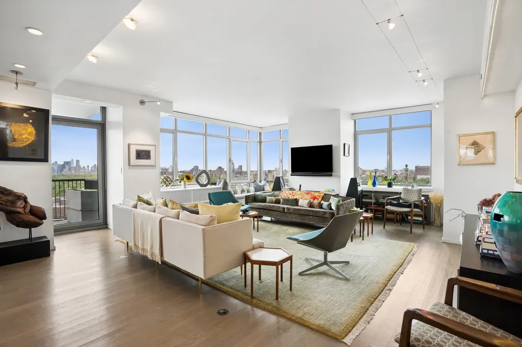 1485 5th Avenue New York City NY 10035